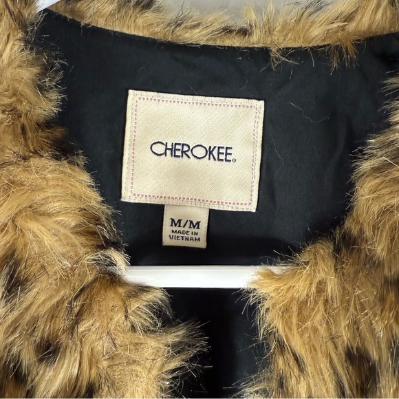Cherokee Cheetah Leopard Animal Print Faux Fur Vest Girls Size Medium - Picture 12 of 13